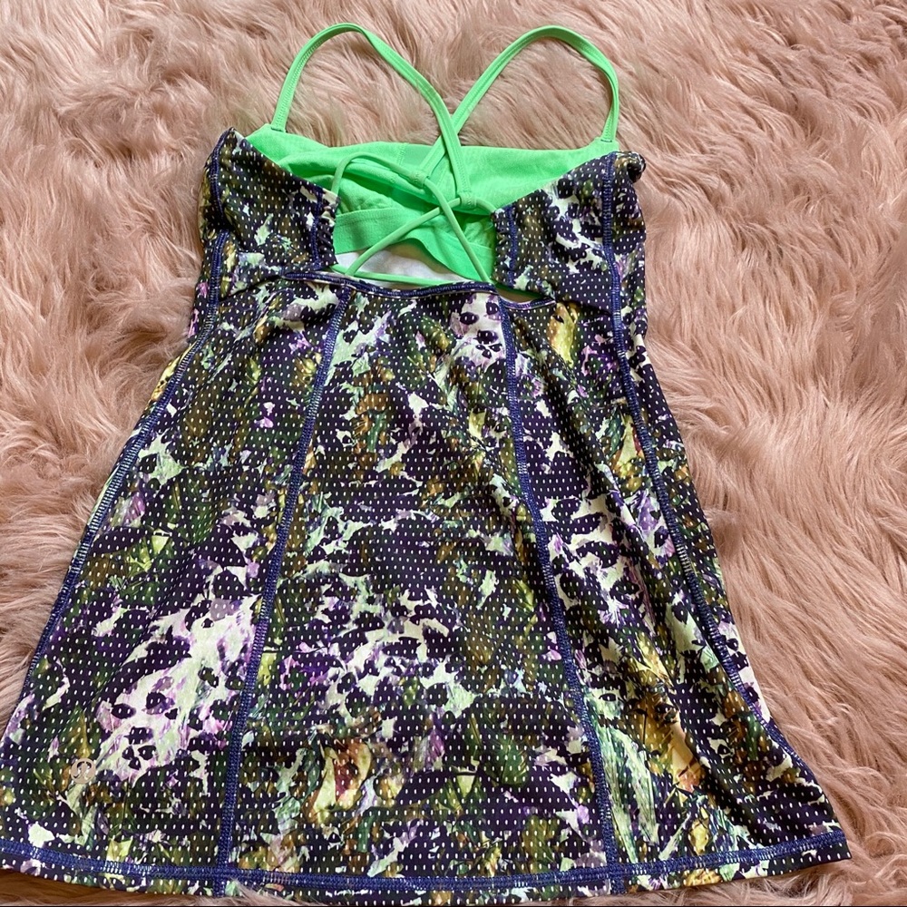 Lululemon size 4 tank top